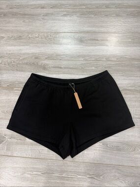 New Skims sweat pants shorts XL